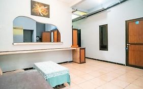 Hotel di Jalan Putri Hijau Medan