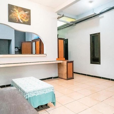 Jotel Guest House Mitra Reddoorz Pulauberayan Bagian luar foto