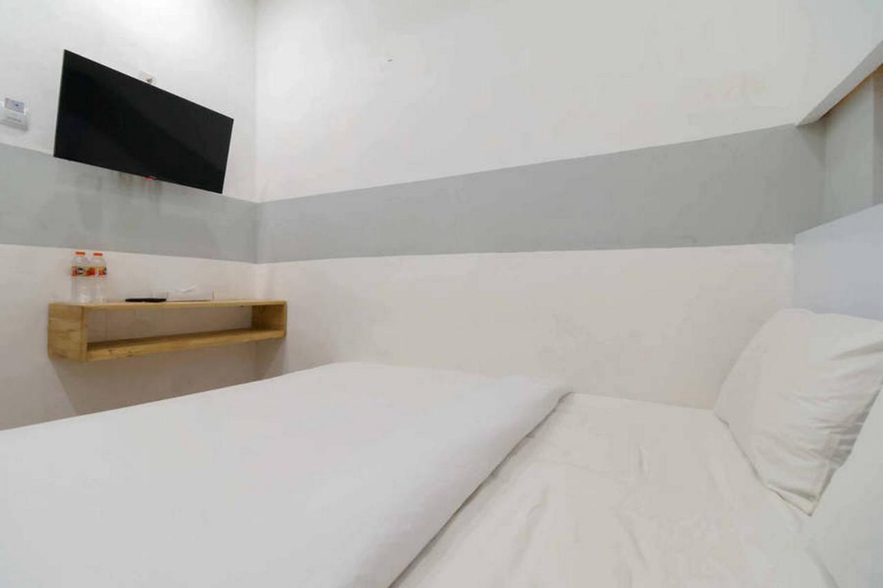 Jotel Guest House Mitra Reddoorz Pulauberayan Bagian luar foto