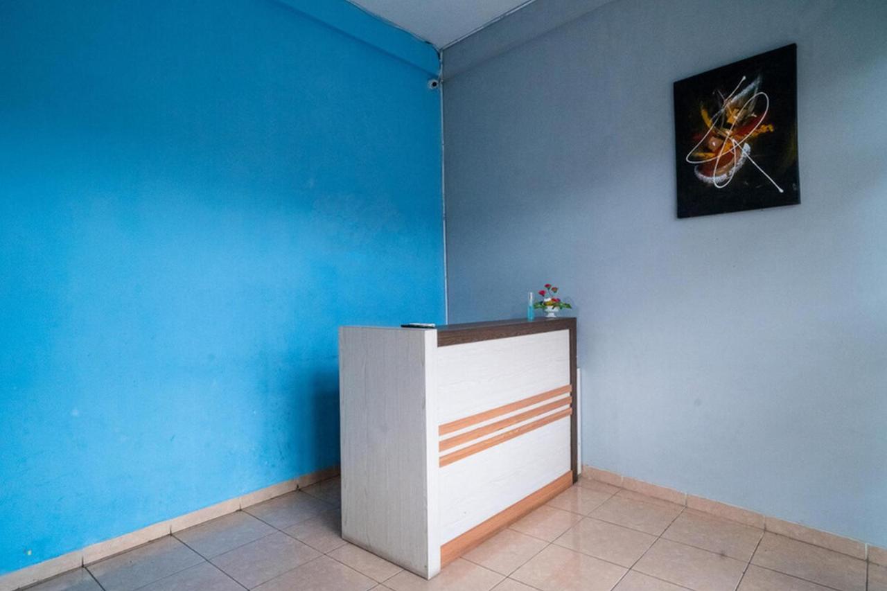 Jotel Guest House Mitra Reddoorz Pulauberayan Bagian luar foto
