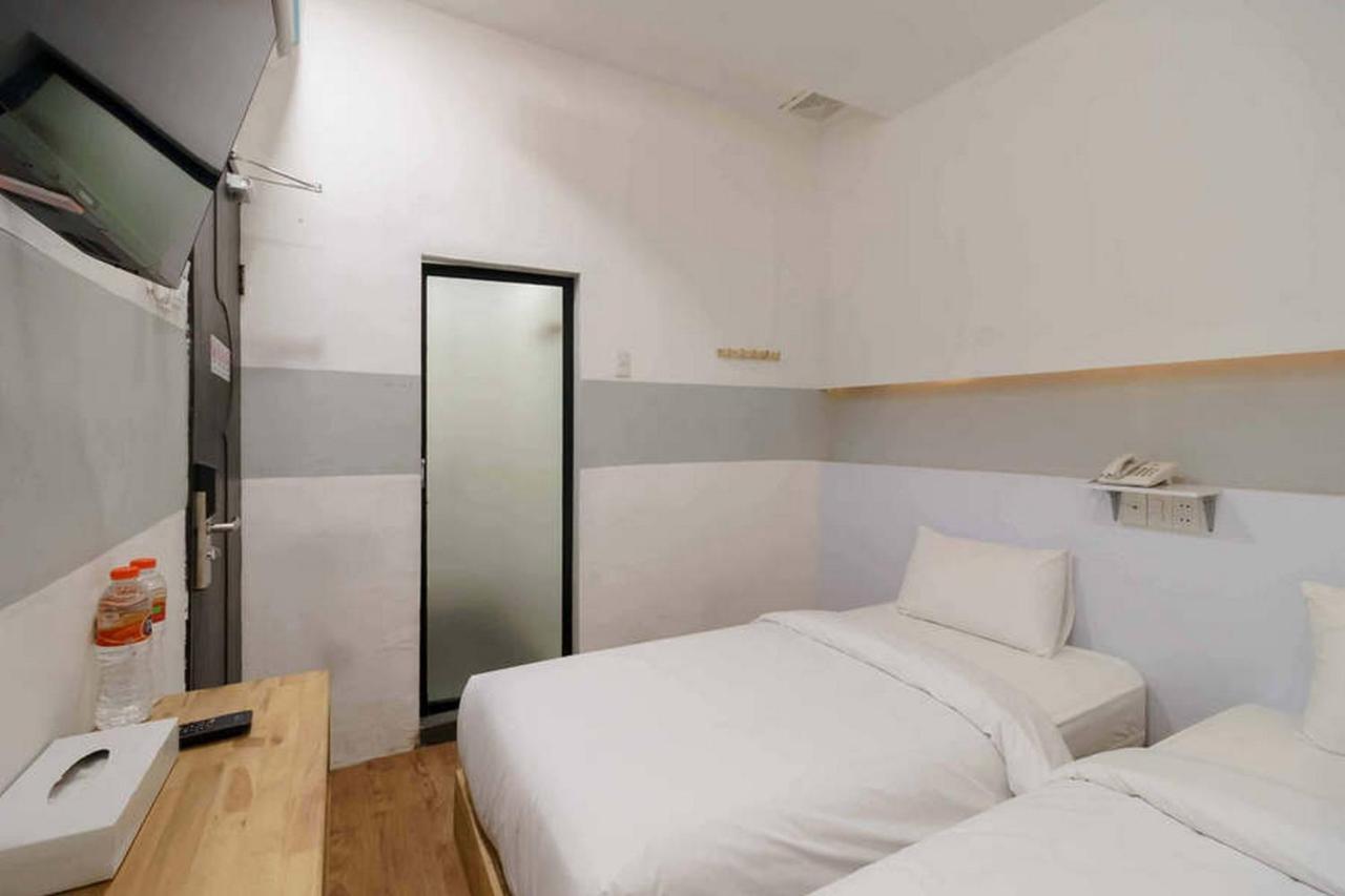 Jotel Guest House Mitra Reddoorz Pulauberayan Bagian luar foto